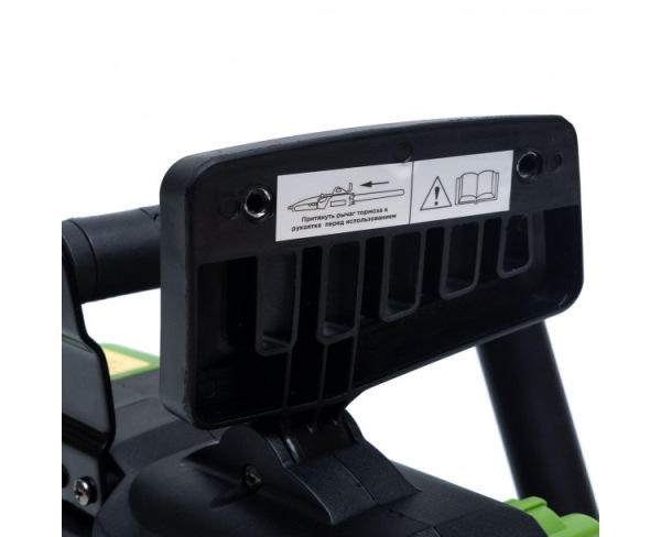 PROCRAFT K2400 Elektrická píla príkon 2000W 4