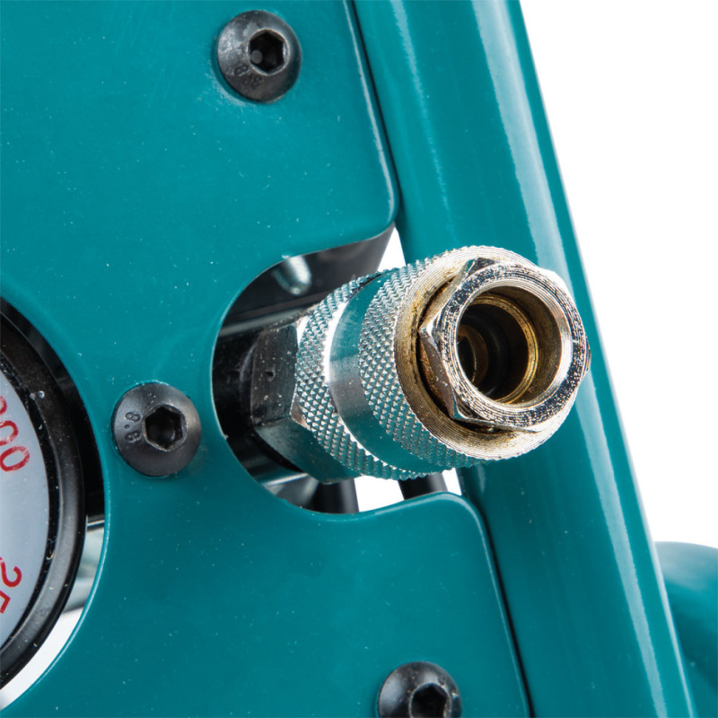 MAKITA MAC210Q Kompresor vzduchový 650W 4